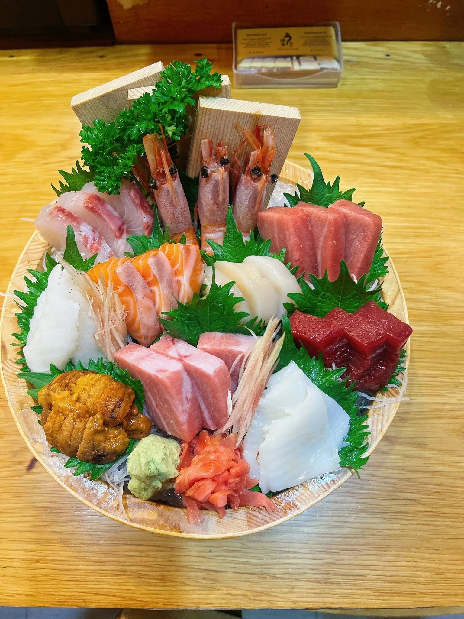 hai-san-tuoi-lam-sushi-sashimi-cua-yuugatai-mutsumian